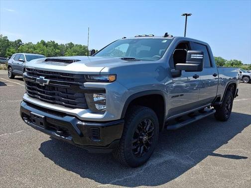 2025 Chevrolet Silverado 2500 Custom