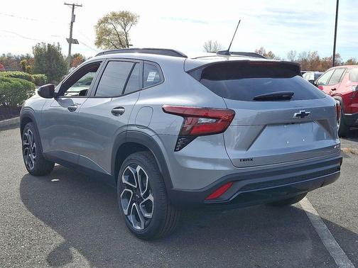 2026 Chevrolet Trax FWD 2RS