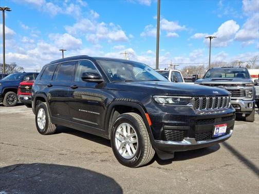2022 Jeep Grand Cherokee L Laredo