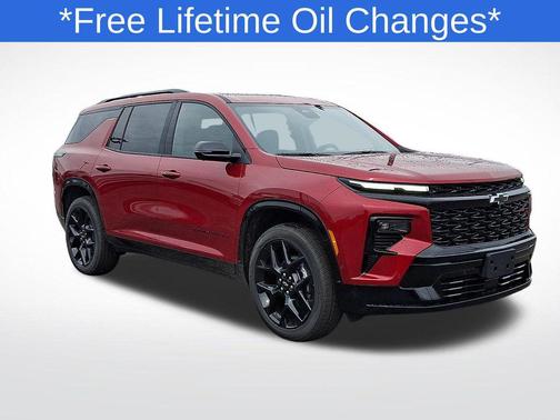 Radiant Red Tintcoat 2026 Chevrolet Traverse RS