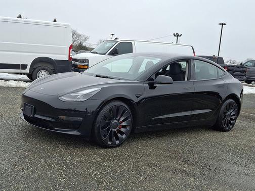 2023 Tesla Model 3 Performance