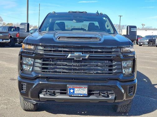 2026 Chevrolet Silverado 2500 Custom