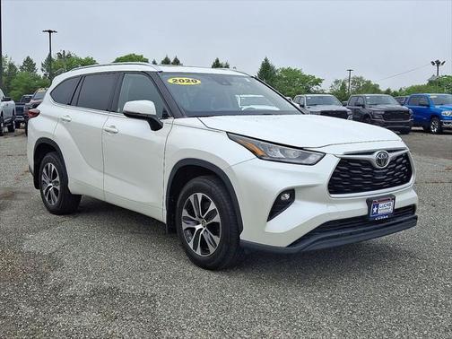 2020 Toyota Highlander XLE