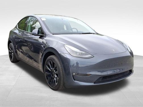 2023 Tesla Model Y Long Range Dual Motor All-Wheel Drive