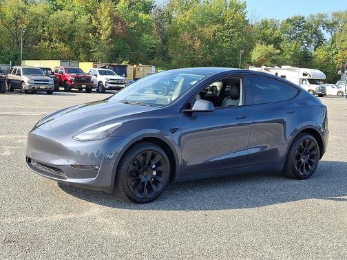 2023 Tesla Model Y Long Range Dual Motor All-Wheel Drive