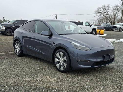 2023 Tesla Model Y Long Range Dual Motor All-Wheel Drive