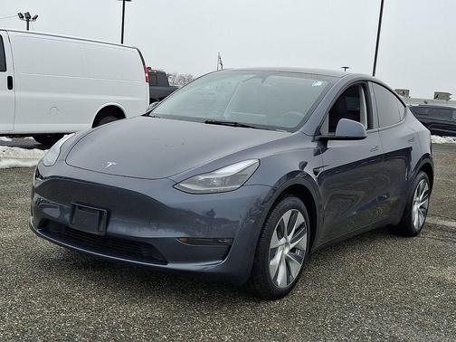 2023 Tesla Model Y Long Range Dual Motor All-Wheel Drive