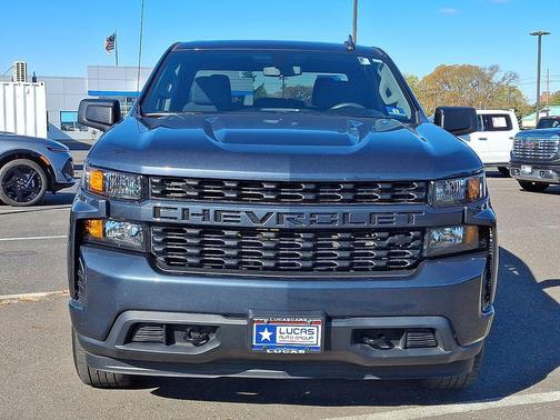 2020 Chevrolet Silverado 1500 Custom
