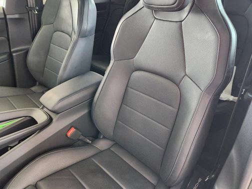 2025 Porsche Macan Electric
