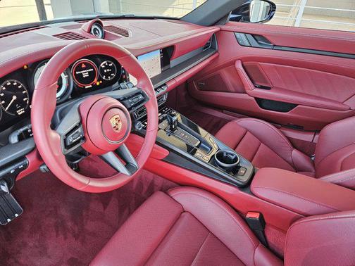 2023 Porsche 911 Carrera GTS