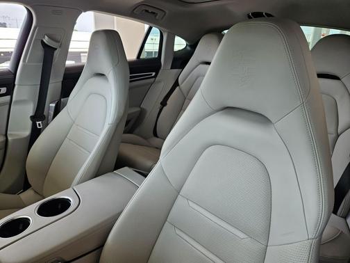 White 2023 Porsche Panamera Platinum Edition