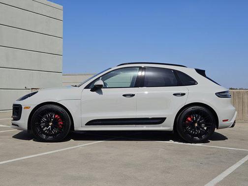 2024 Porsche Macan GTS