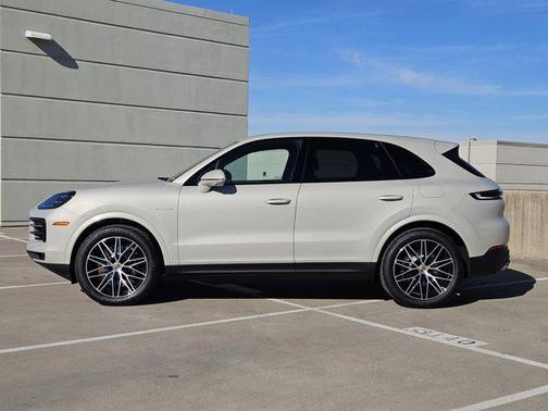 2026 Porsche Cayenne Cayenne E-Hybrid