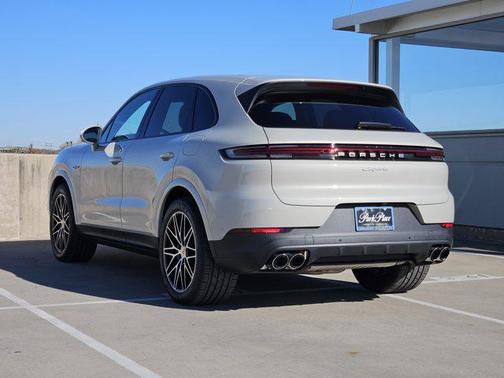 2026 Porsche Cayenne Cayenne E-Hybrid