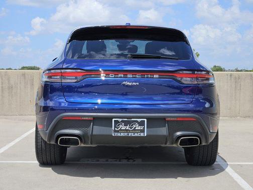 2024 Porsche Macan Base