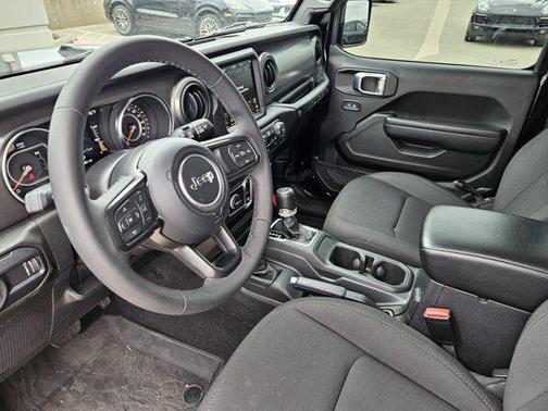 2023 Jeep Wrangler Willys