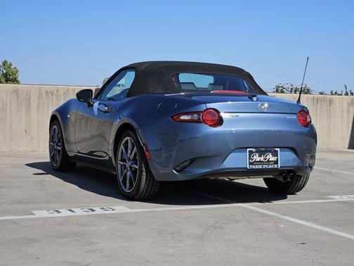 2016 Mazda MX-5 Miata Grand Touring