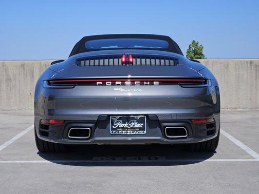 2024 Porsche 911 Carrera
