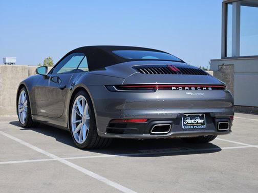 2024 Porsche 911 Carrera