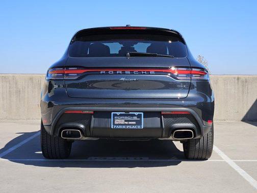 2025 Porsche Macan AWD
