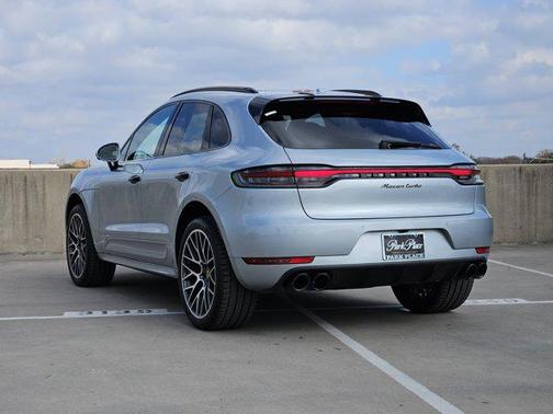 2021 Porsche Macan Turbo