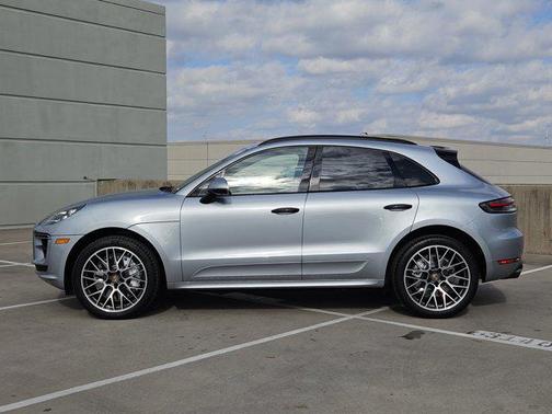 2021 Porsche Macan Turbo