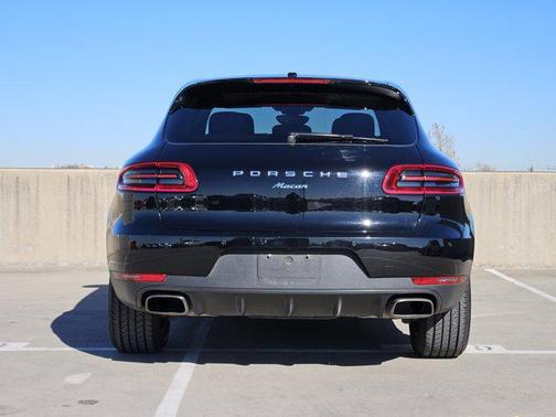 2018 Porsche Macan 