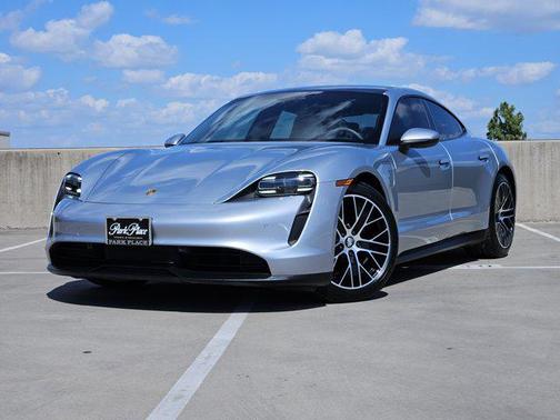 2022 Porsche Taycan RWD