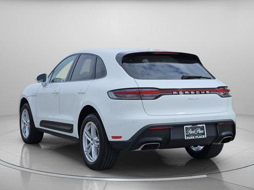 2026 Porsche Macan AWD