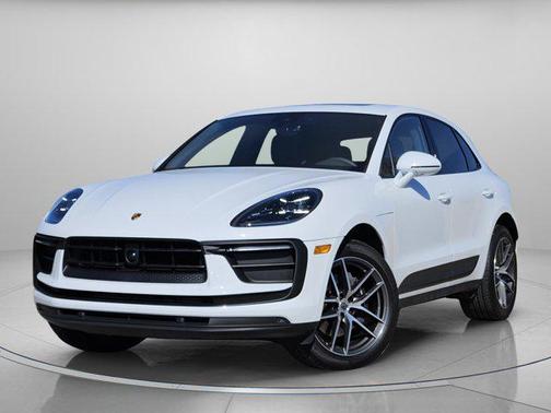 2025 Porsche Macan AWD