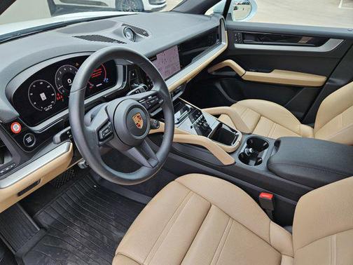 2025 Porsche Cayenne Coupe AWD