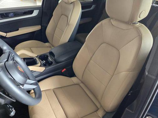 2025 Porsche Cayenne Cayenne
