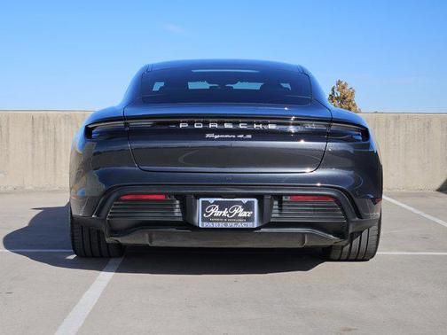 2024 Porsche Taycan 4S