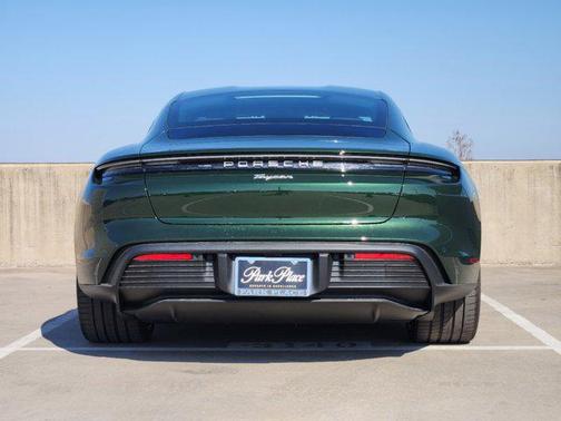 2025 Porsche Taycan RWD