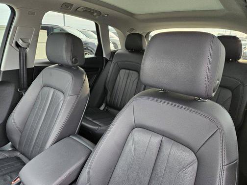 2019 Audi Q5 2.0T Premium Plus