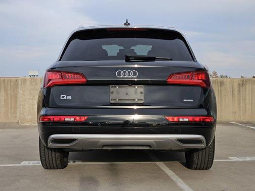2019 Audi Q5 2.0T Premium Plus