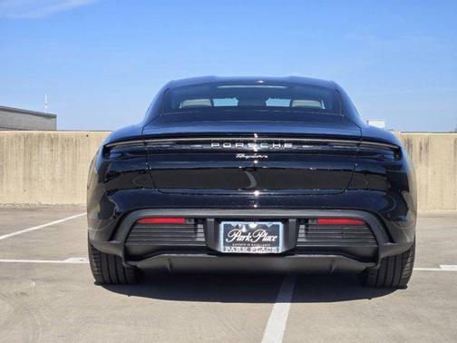 2025 Porsche Taycan RWD