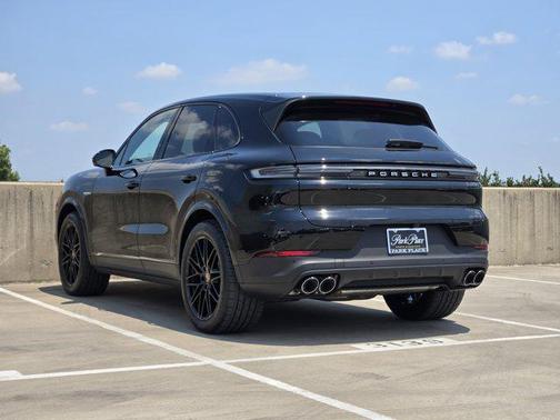 2025 Porsche Cayenne E-Hybrid