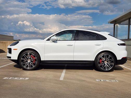 2025 Porsche Cayenne S
