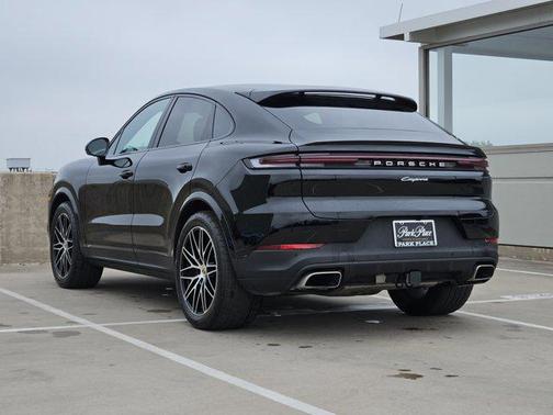 2024 Porsche Cayenne Coupe AWD