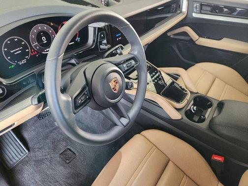 2025 Porsche Cayenne Cayenne