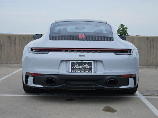 2024 Porsche 911 Carrera T