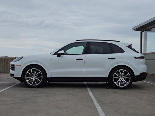 2024 Porsche Cayenne S