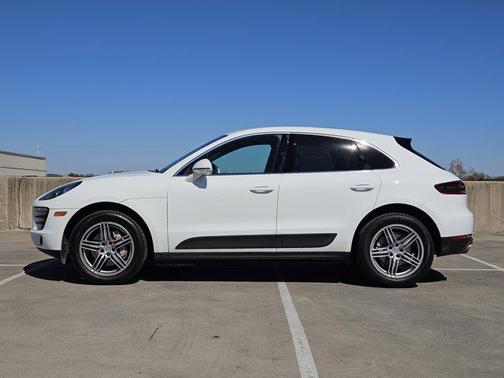 2017 Porsche Macan S