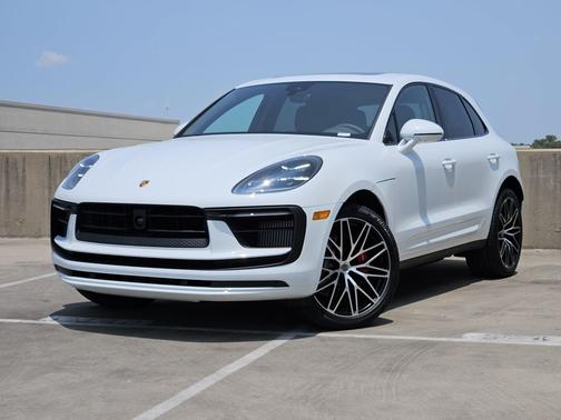 Carrara White Metallic 2026 Porsche Macan Macan