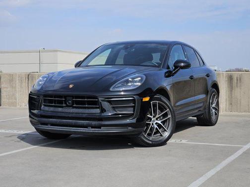 2025 Porsche Macan AWD