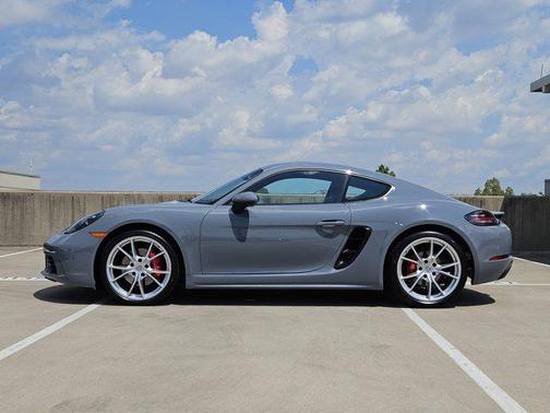 2025 Porsche 718 Cayman S