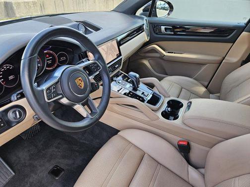 2021 Porsche Cayenne Coupe AWD