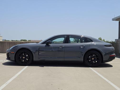 Slate Grey Neo 2026 Porsche Panamera 4