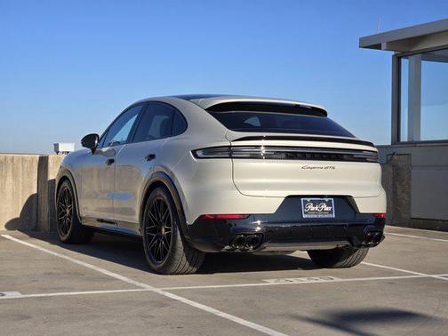 2026 Porsche Cayenne GTS